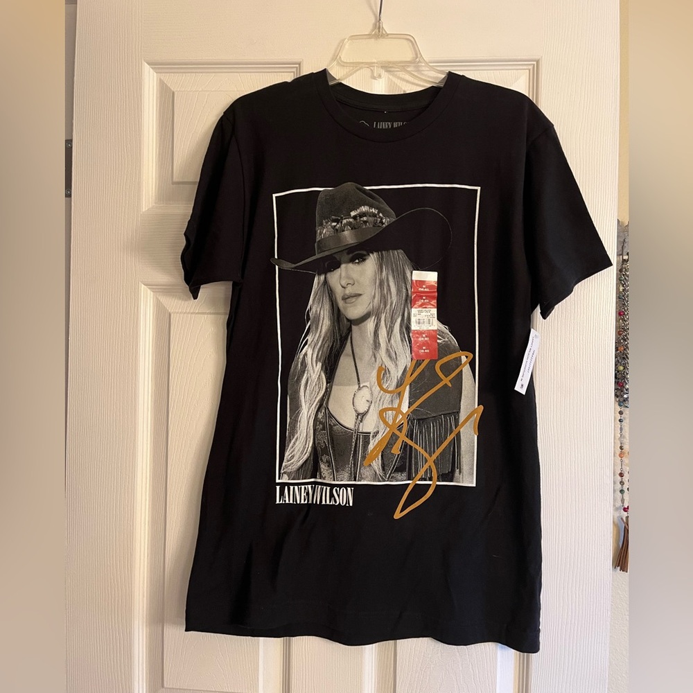 NWT Licensed Laney Wilson Tee
